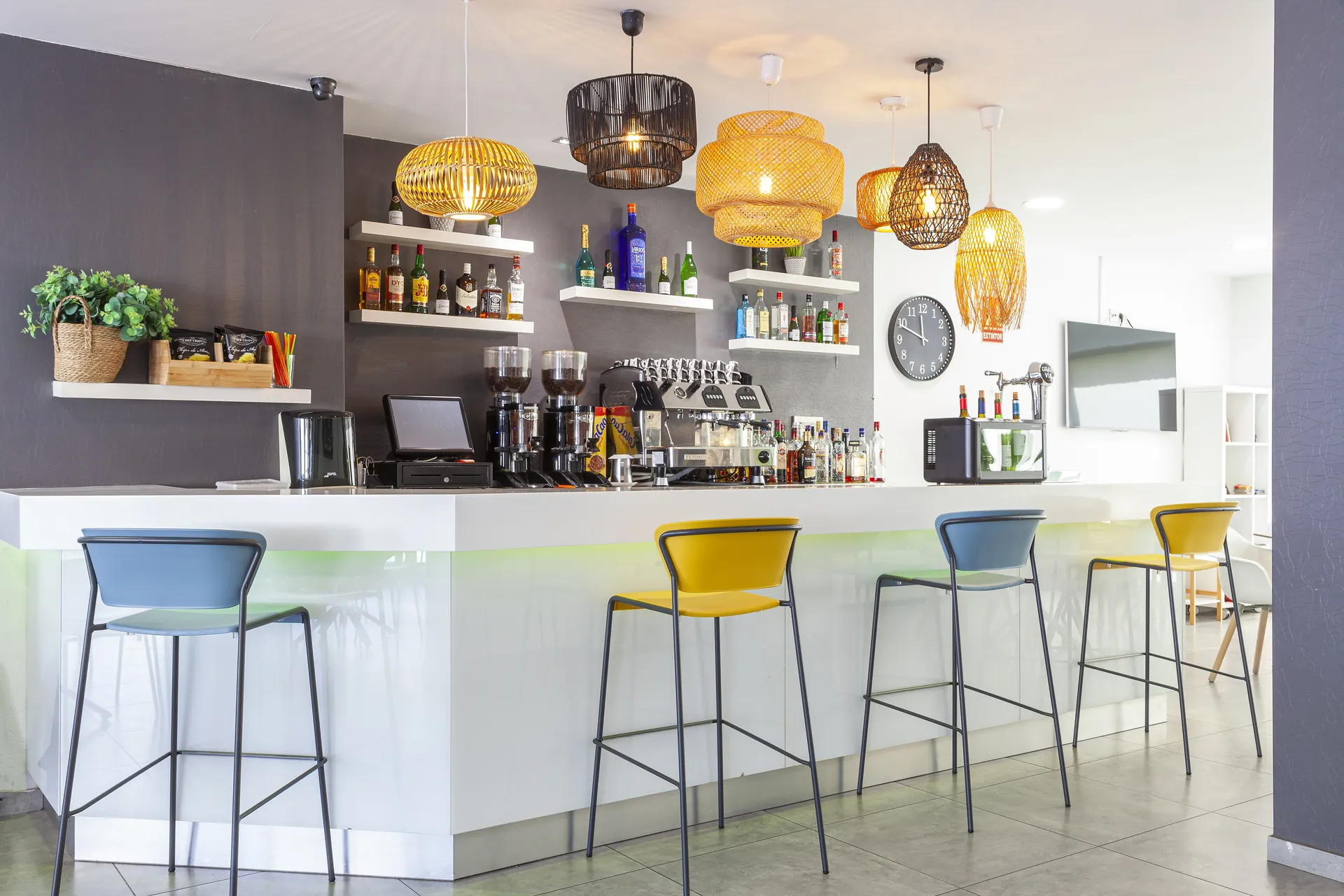 Cafetería 03